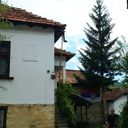 Smestaj Stojanovic Apartment Pirot